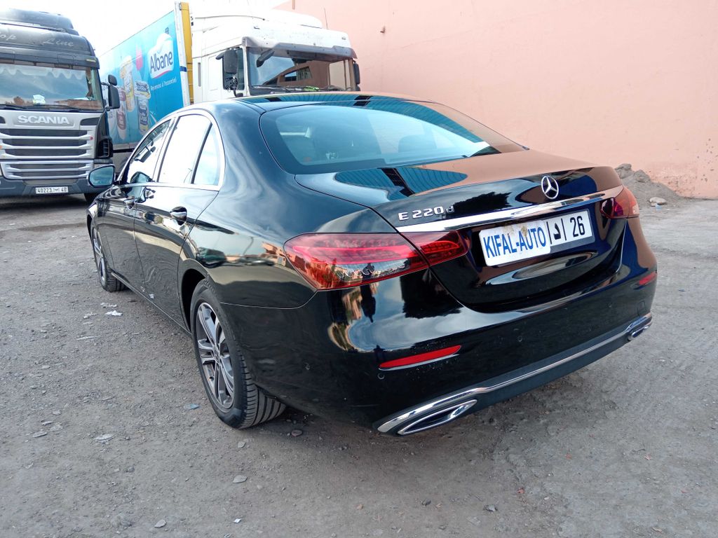 MERCEDES-BENZ Classe E 2023