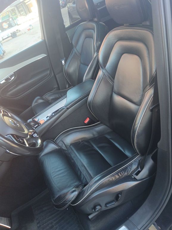 VOLVO XC90 2019