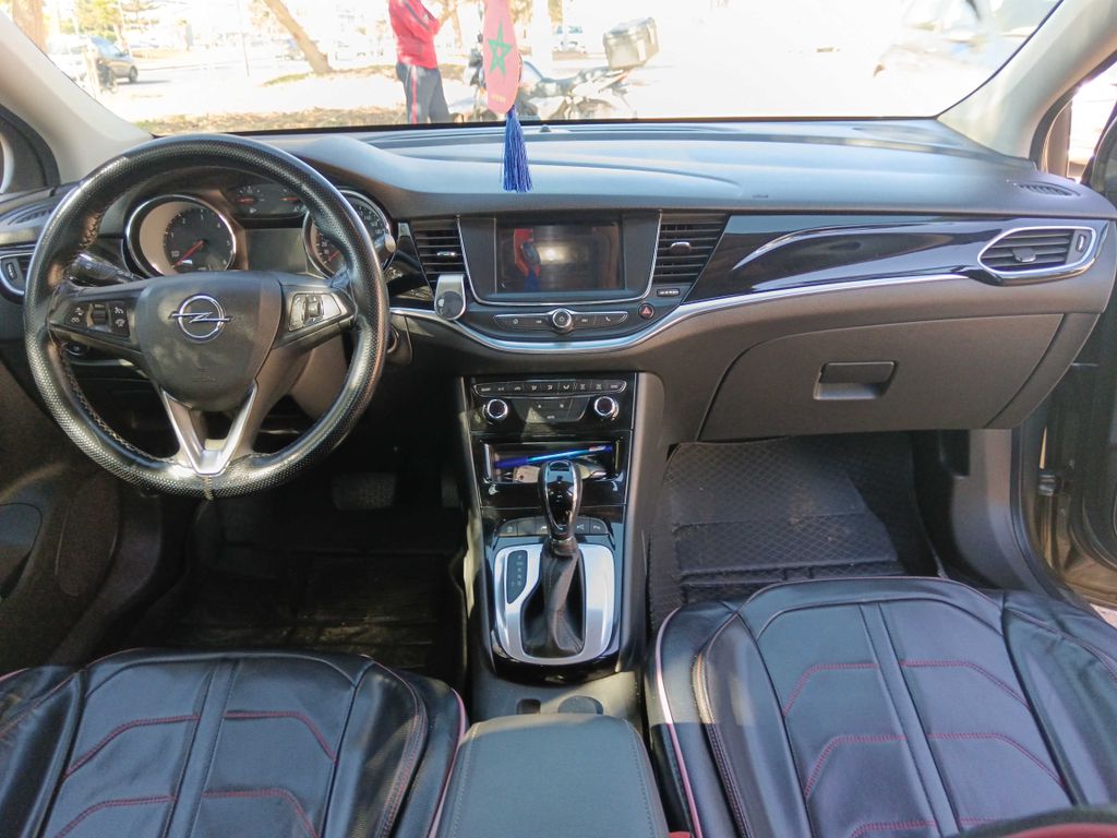 OPEL Astra 2021