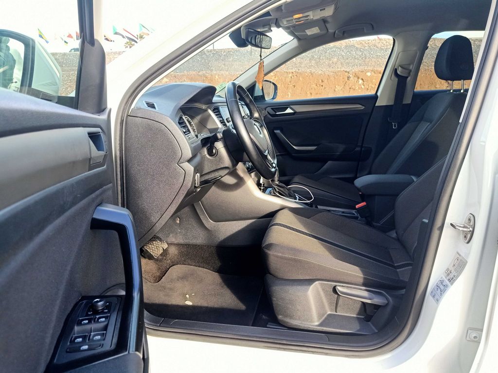 VOLKSWAGEN T-ROC 2022