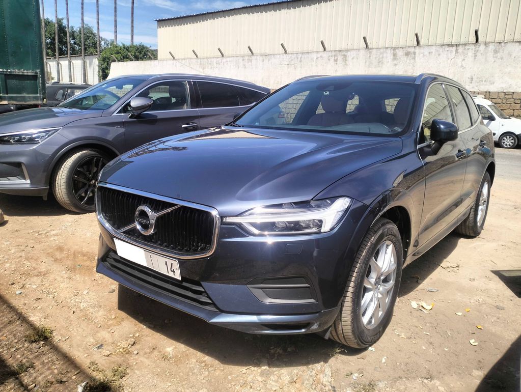 VOLVO XC60 2019
