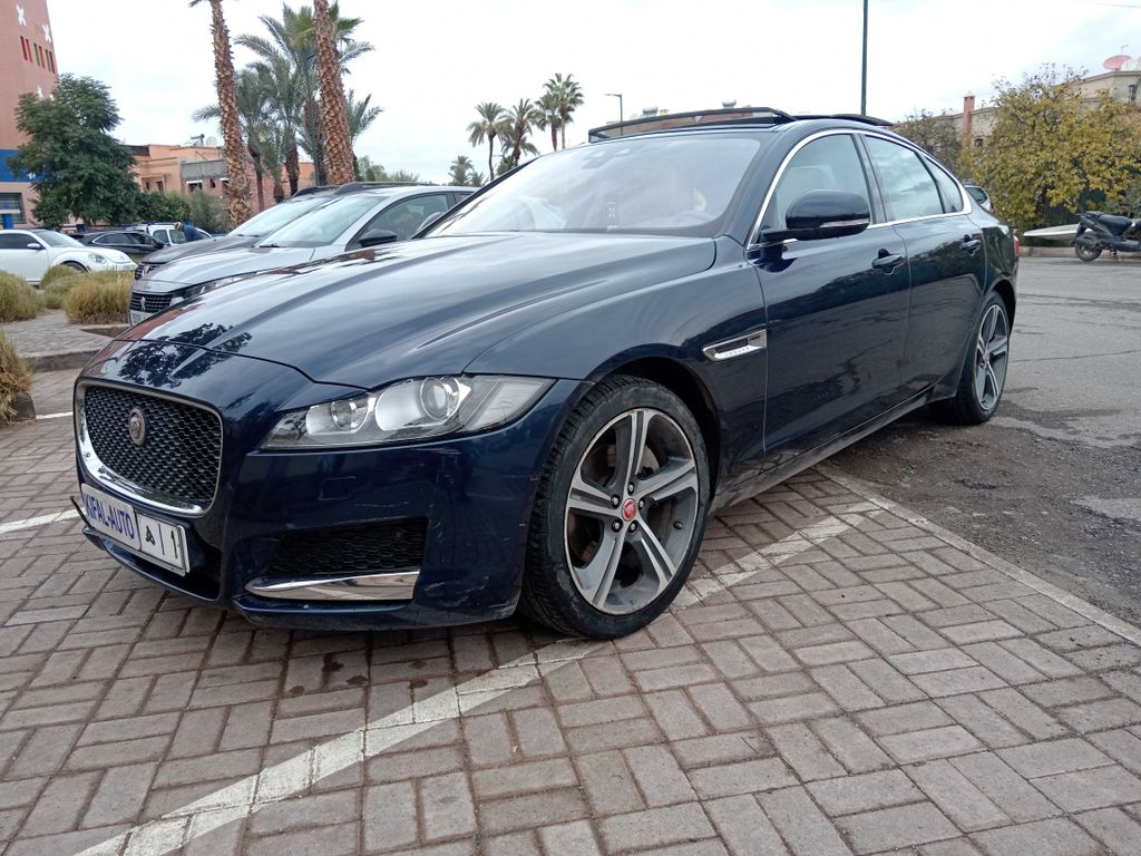 JAGUAR XF