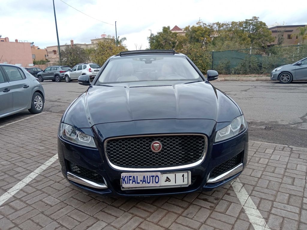 JAGUAR XF 2018