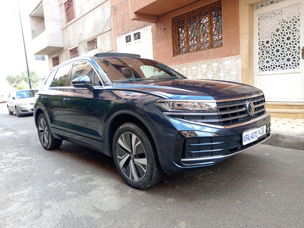VOLKSWAGEN Touareg 2024