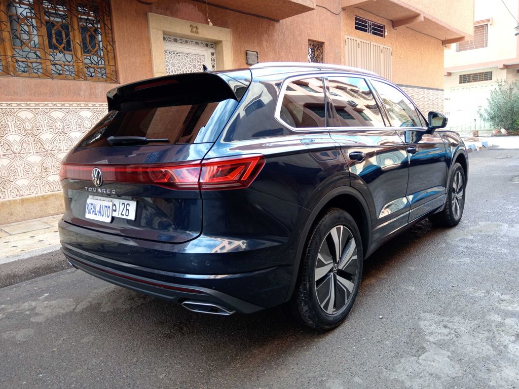 VOLKSWAGEN Touareg 2024