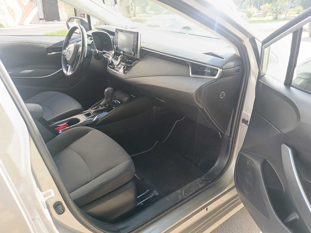 TOYOTA Corolla Prestige 2019