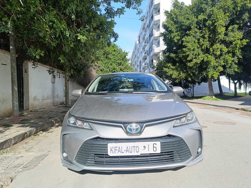 TOYOTA Corolla Prestige 2019