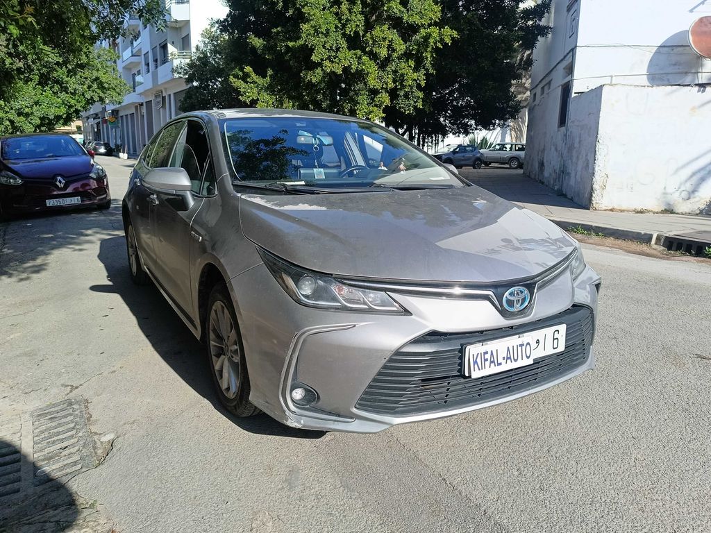 TOYOTA Corolla Prestige 2019