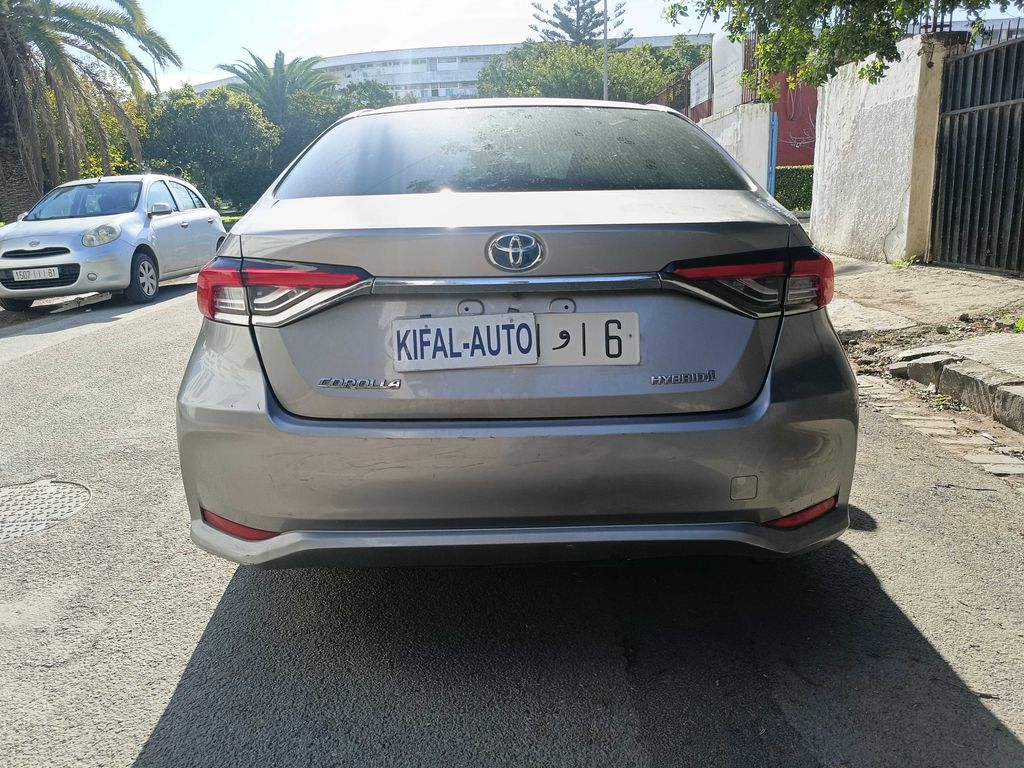 TOYOTA Corolla Prestige 2019