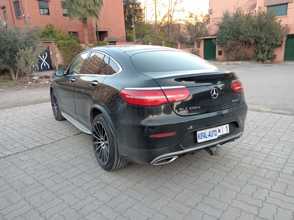 MERCEDES-BENZ GLC 2018