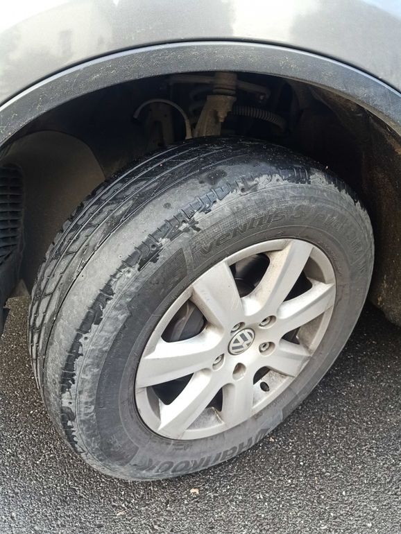 VOLKSWAGEN Touareg 2014
