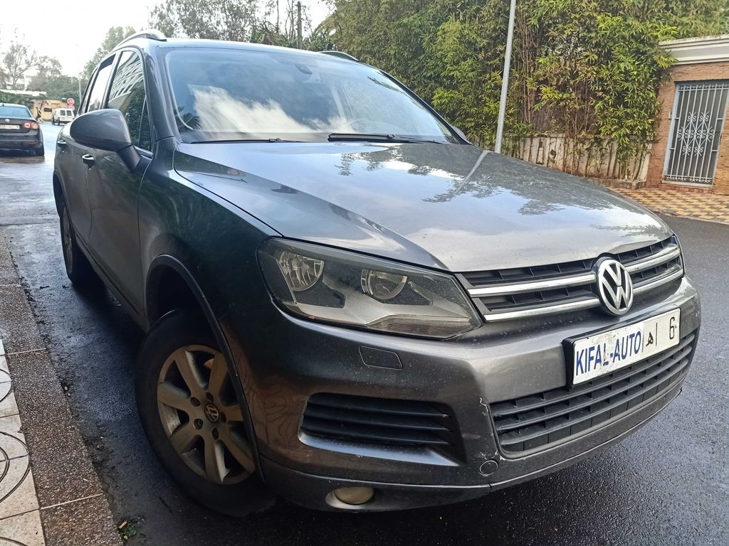 VOLKSWAGEN Touareg 2014