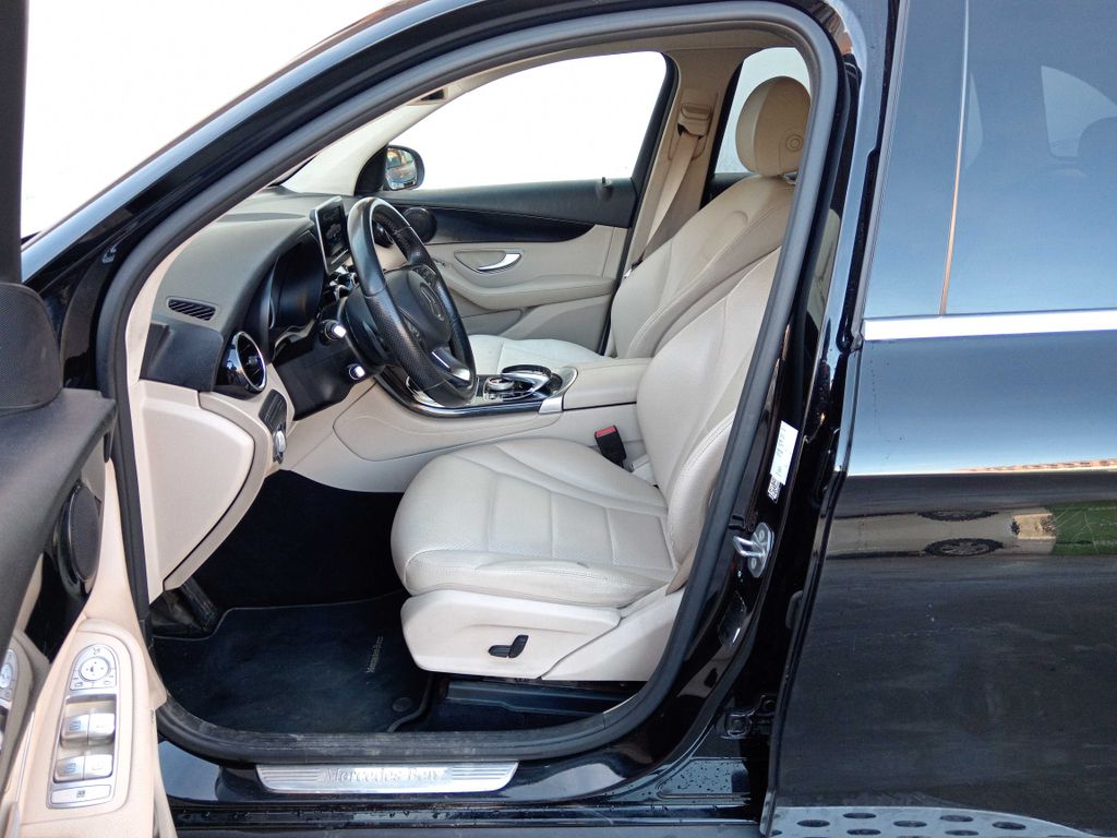 MERCEDES-BENZ GLC 2016