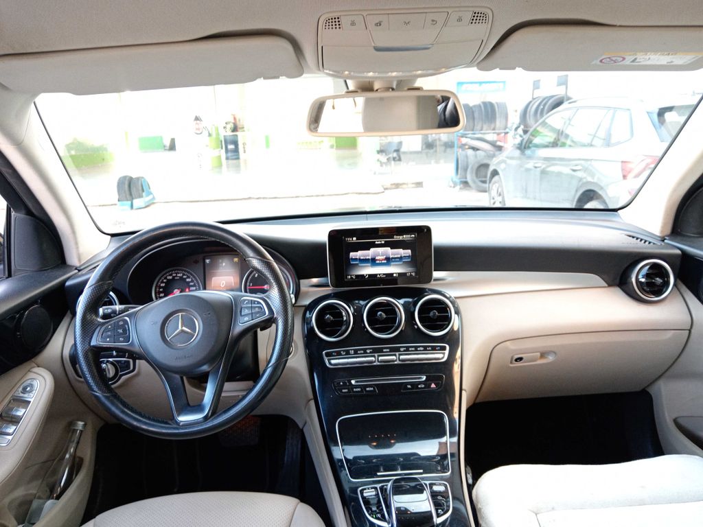 MERCEDES-BENZ GLC 2016