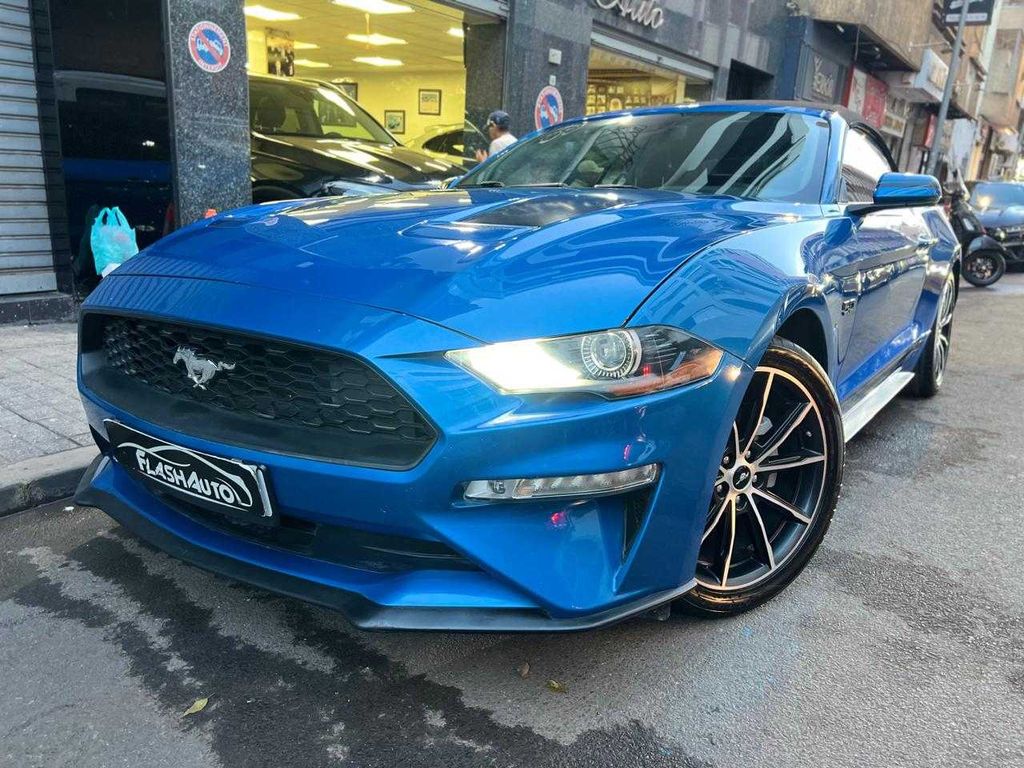 FORD Mustang Convertible