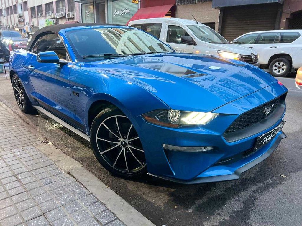 FORD Mustang Convertible 2021