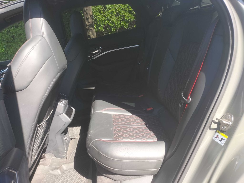 AUDI Q8 E-TRON 2023