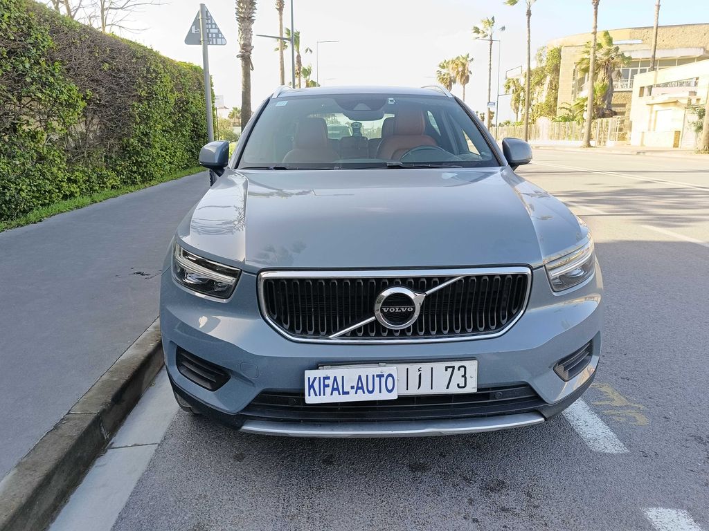 VOLVO XC40 2019