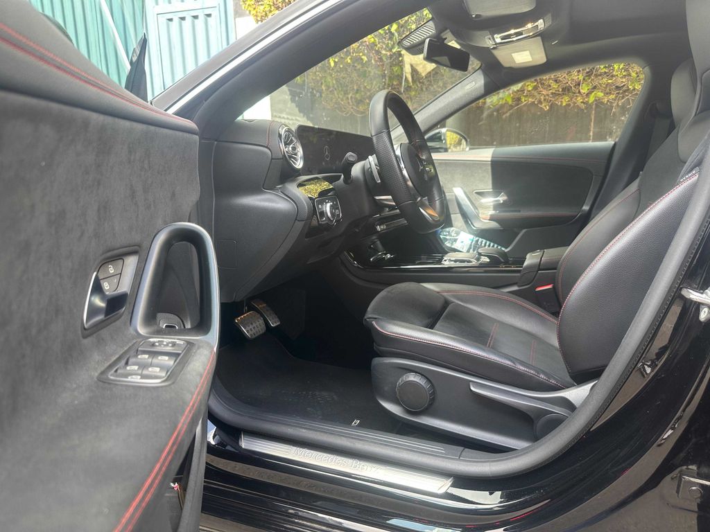 MERCEDES-BENZ CLA 2019