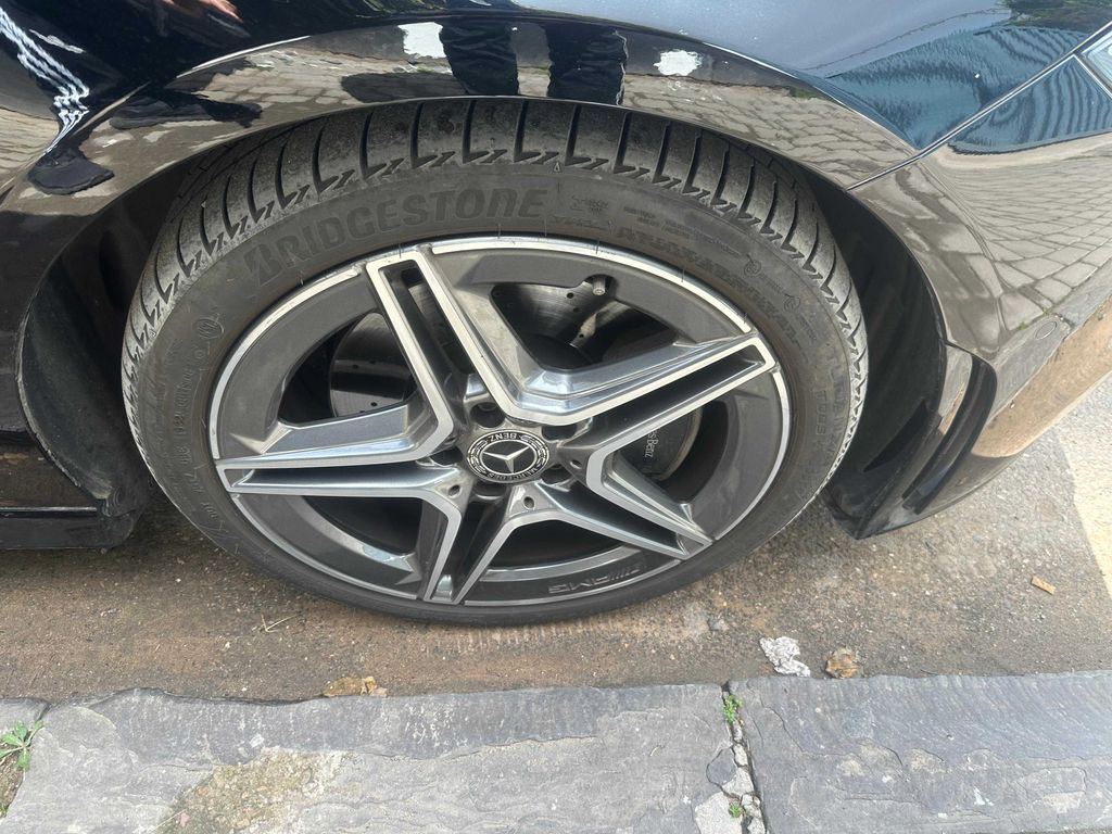 MERCEDES-BENZ CLA 2019