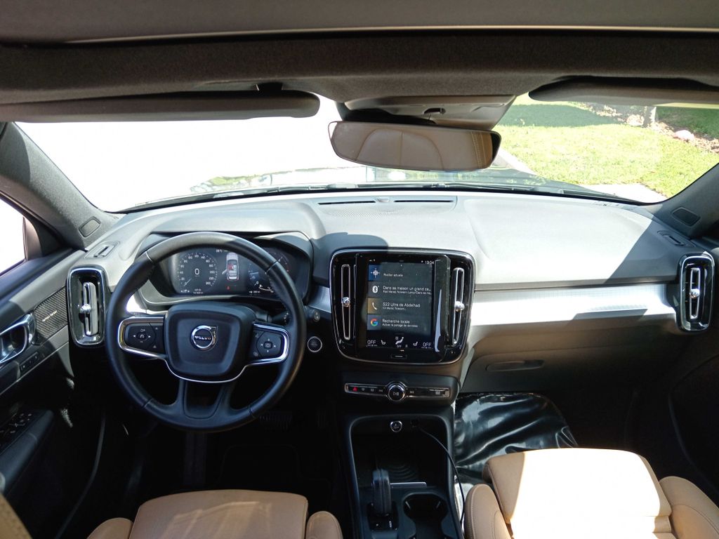 VOLVO XC40 2018