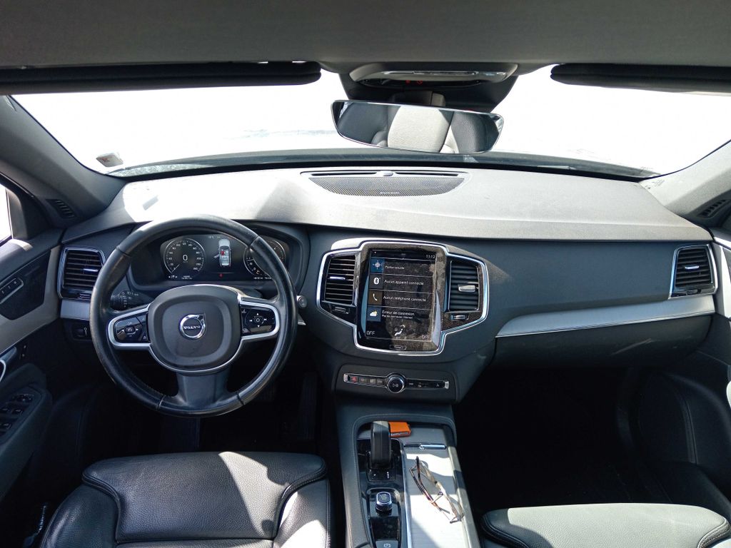 VOLVO XC90 2022