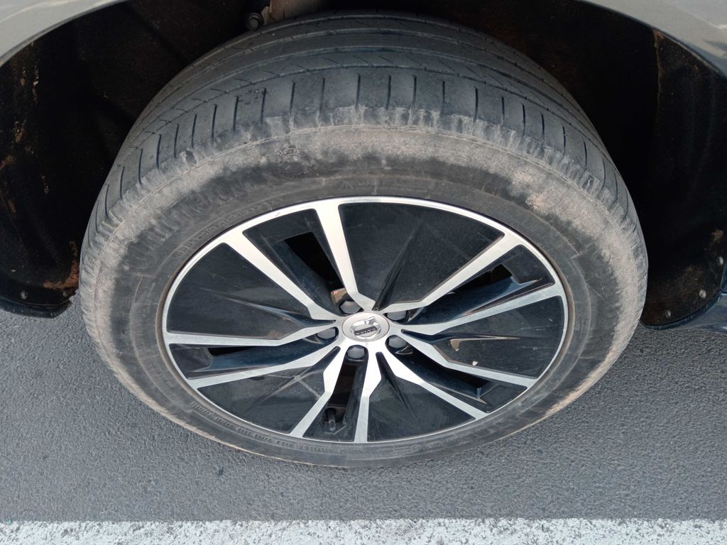 VOLVO XC90 2022