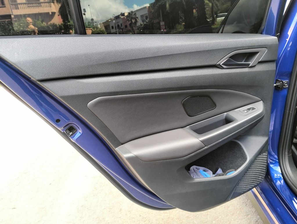 VOLKSWAGEN Golf 2021