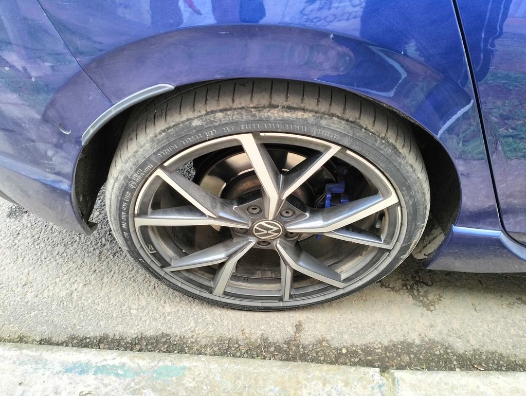 VOLKSWAGEN Golf 2021