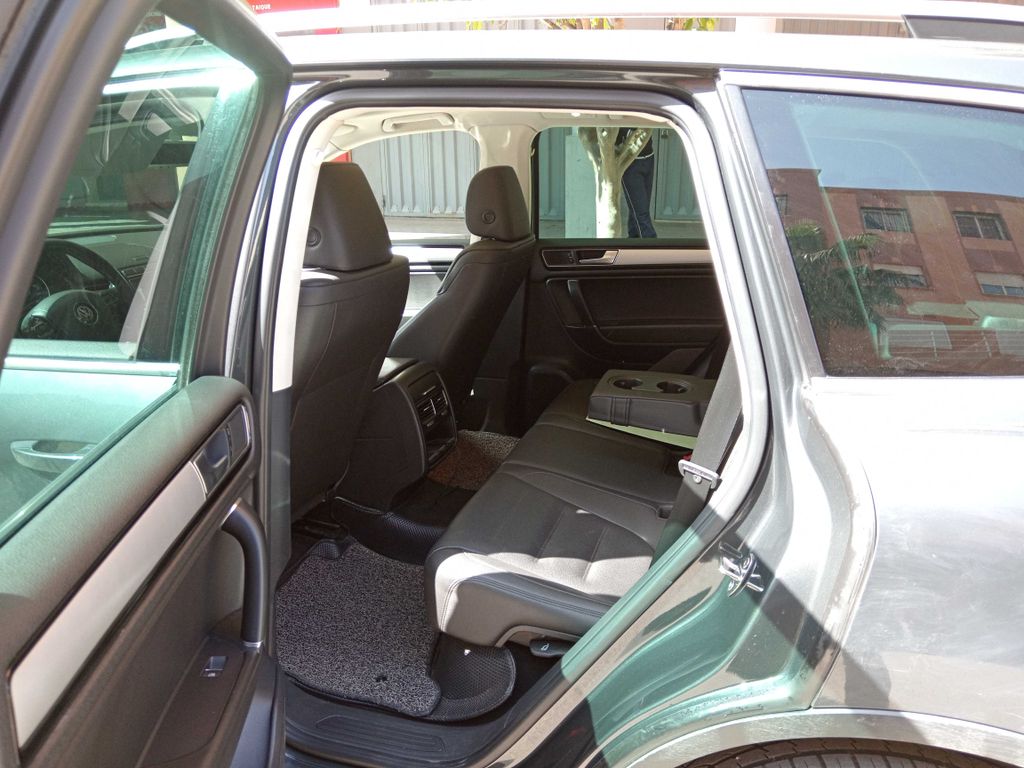 VOLKSWAGEN Touareg 2020