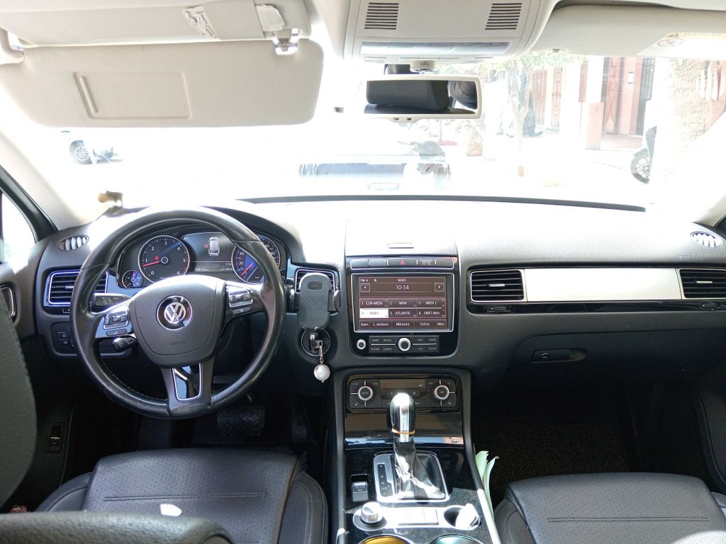 VOLKSWAGEN Touareg 2020