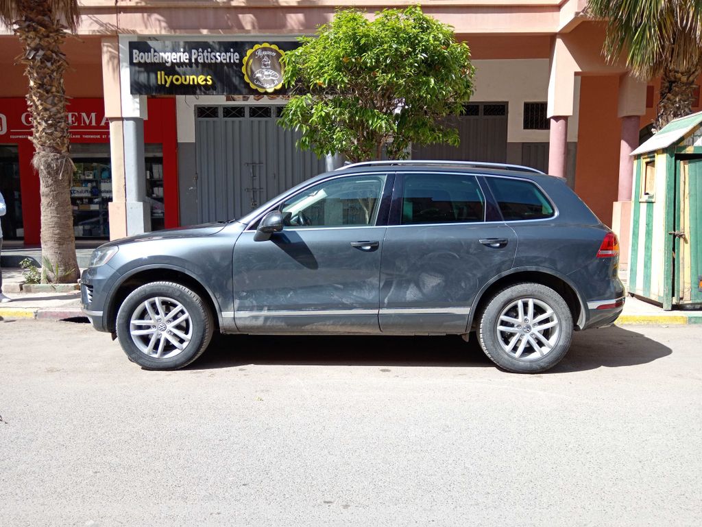 VOLKSWAGEN Touareg 2020