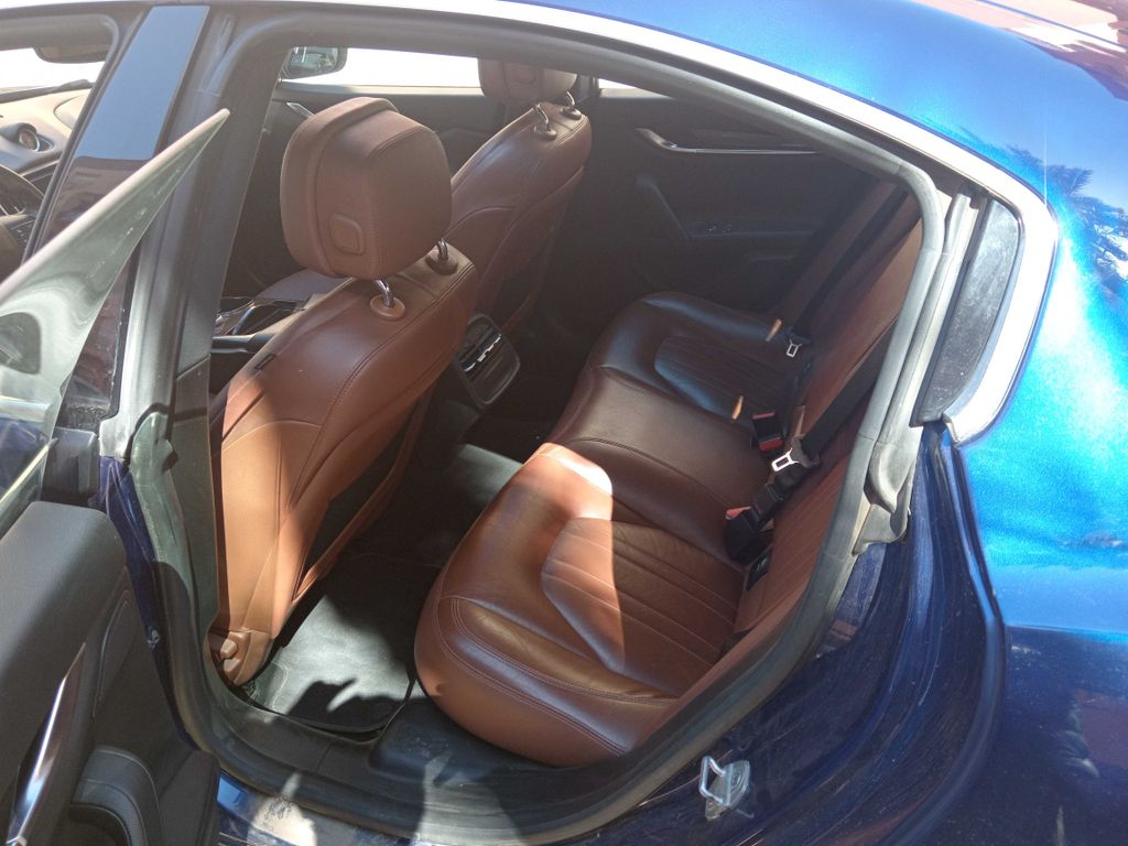 MASERATI Ghibli 2016