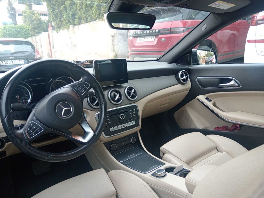 MERCEDES-BENZ CLA 2018