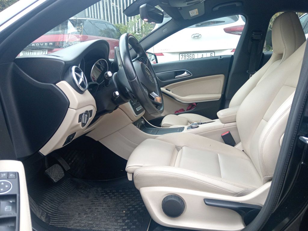 MERCEDES-BENZ CLA 2018