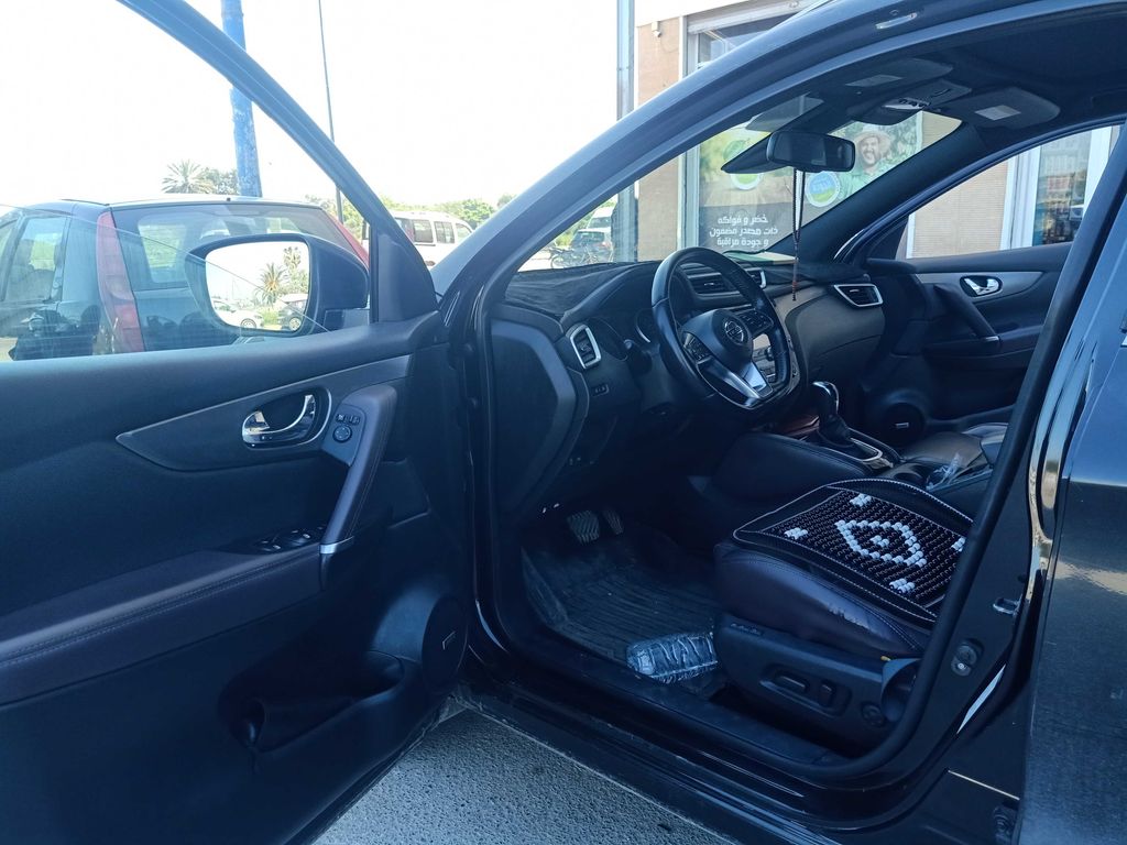 NISSAN Qashqai 2018
