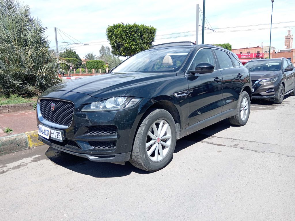 JAGUAR F-Pace