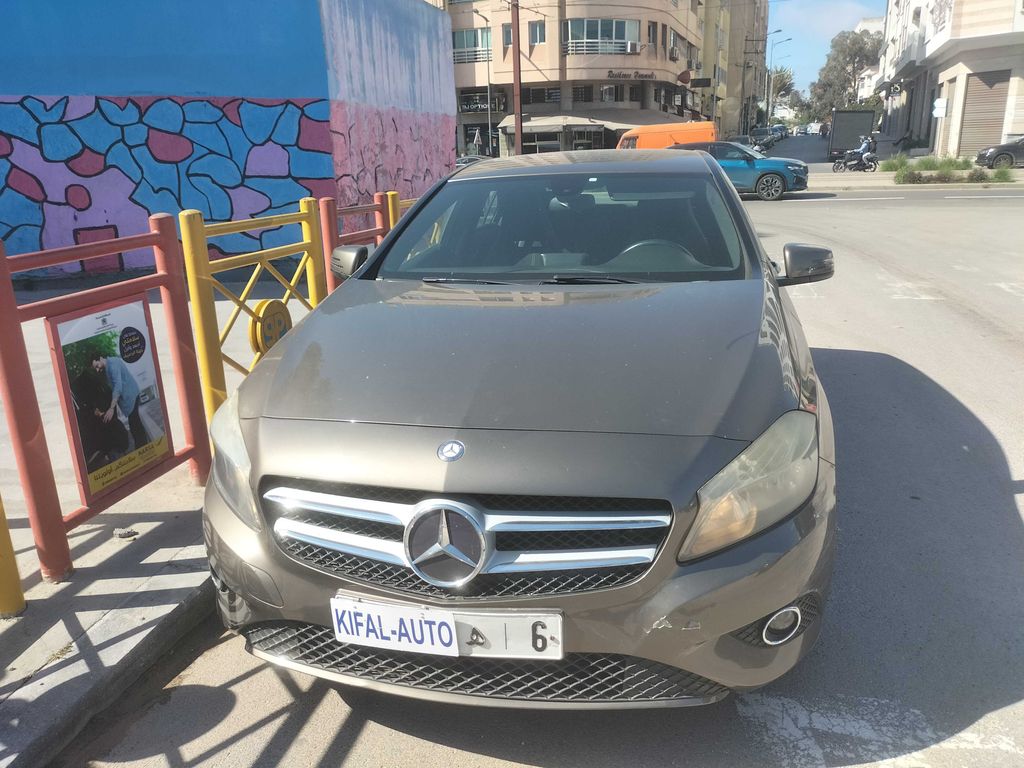 MERCEDES-BENZ Classe A 2013