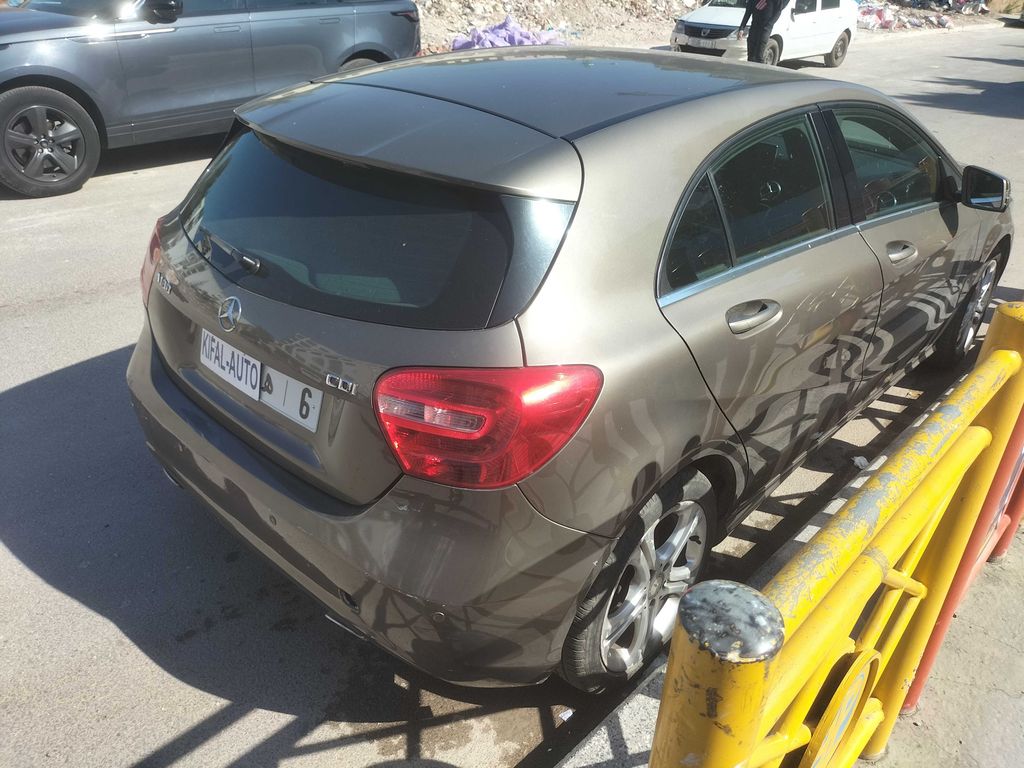 MERCEDES-BENZ Classe A 2013