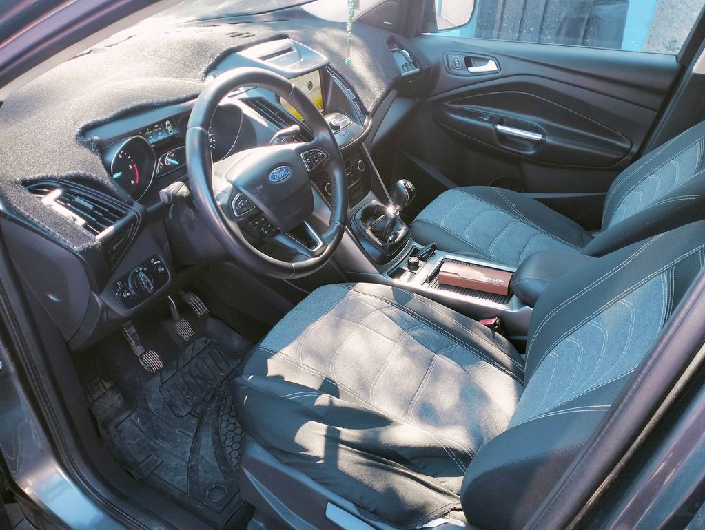 FORD Kuga 2018