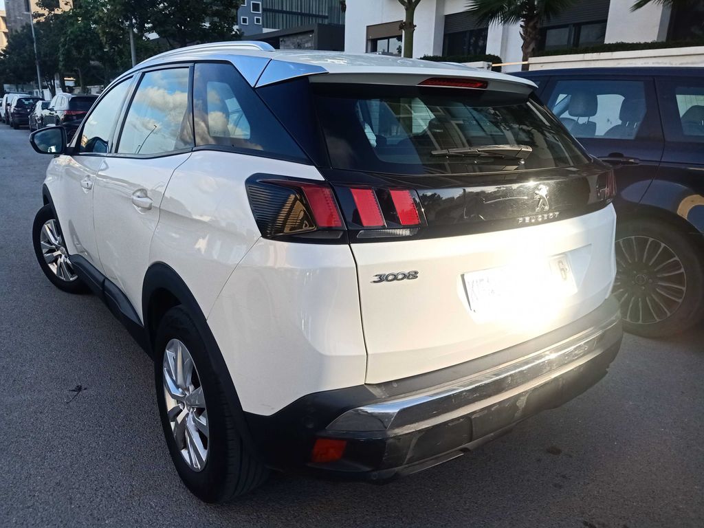 PEUGEOT 3008 2017