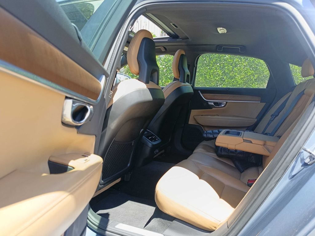 VOLVO S90 2021