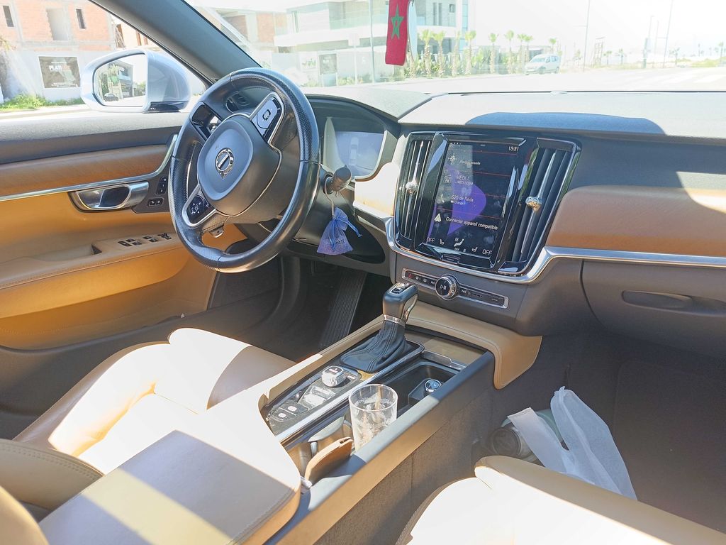 VOLVO S90 2021