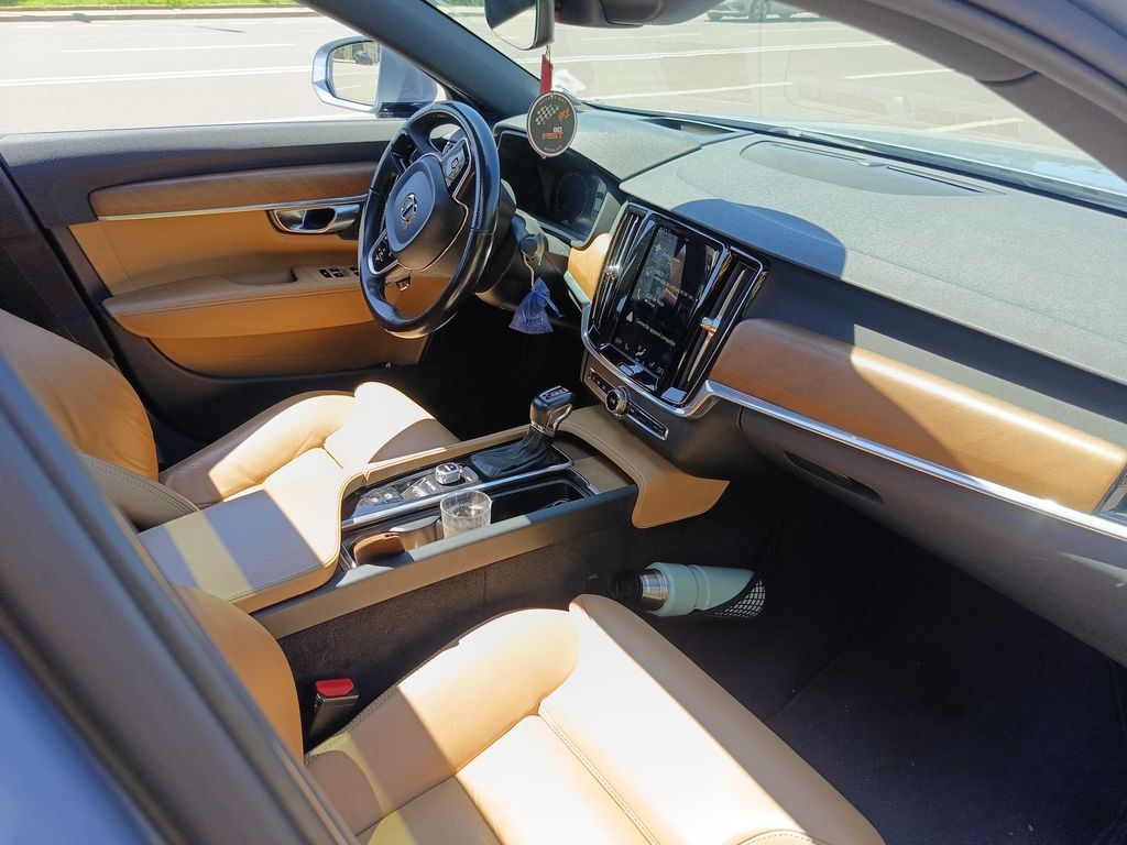 VOLVO S90 2021