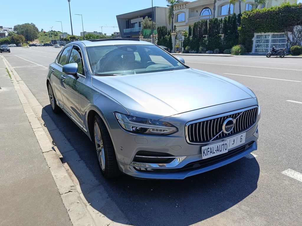 VOLVO S90 2021