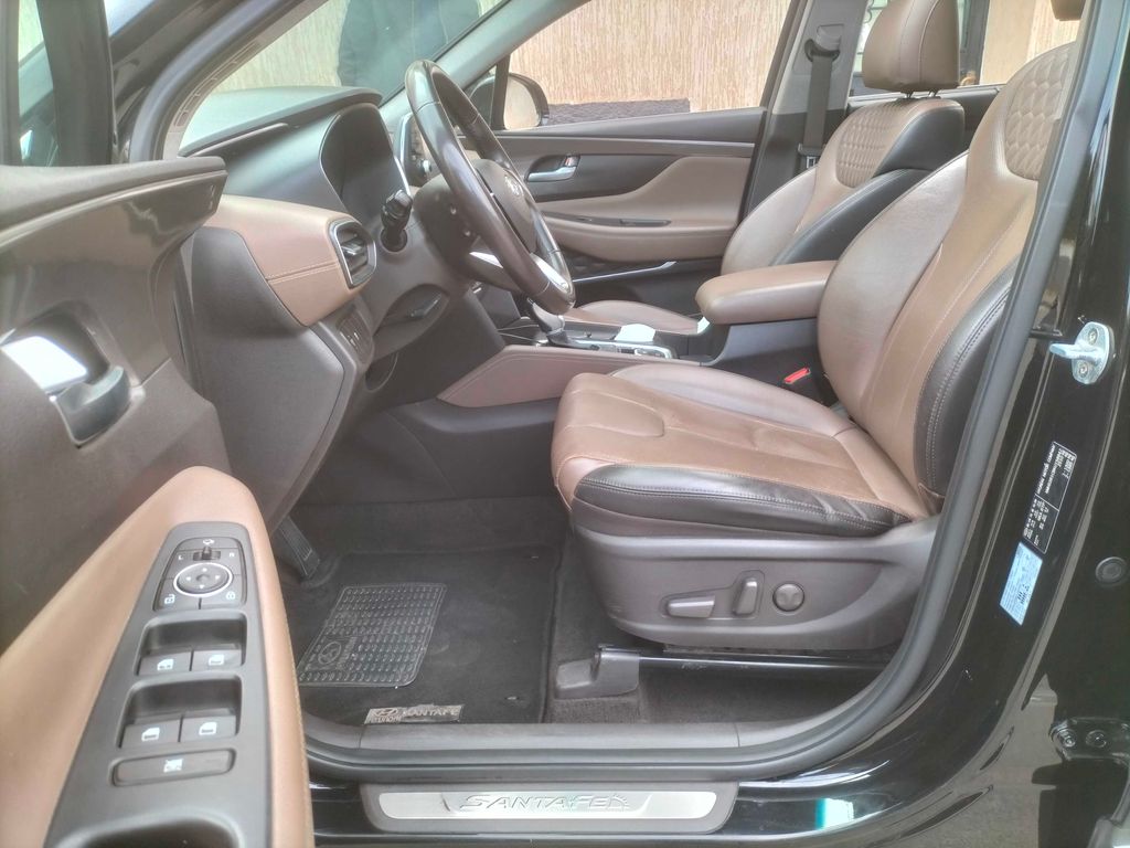 HYUNDAI Grand Santa Fe 2019