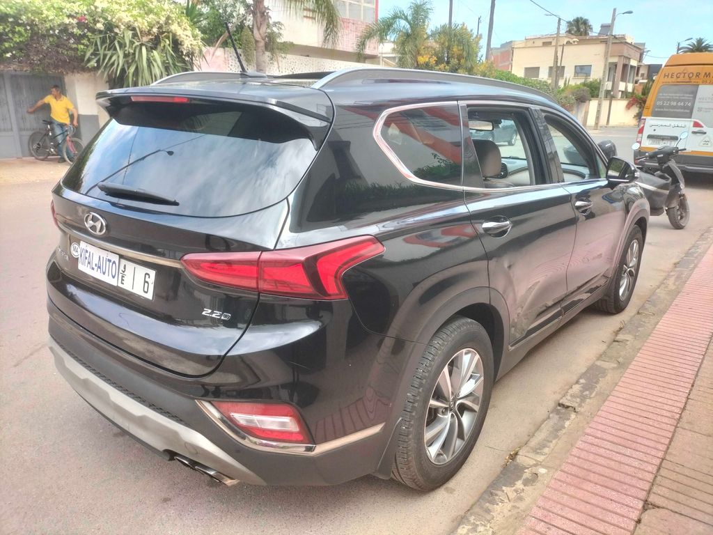HYUNDAI Grand Santa Fe 2019