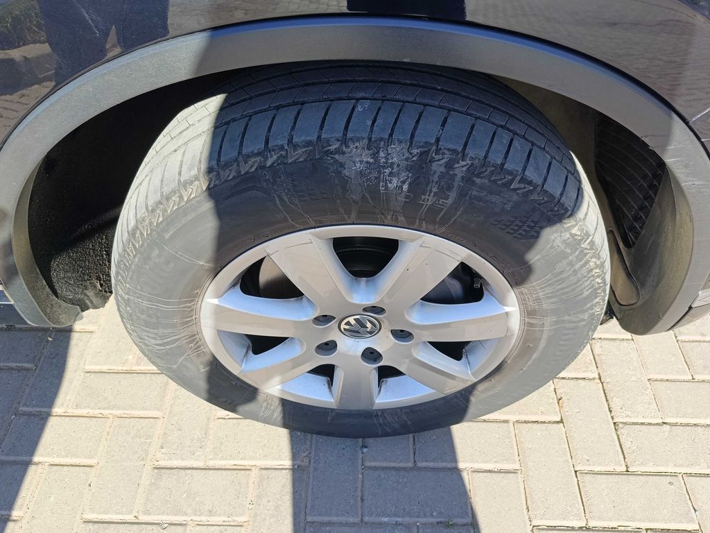 VOLKSWAGEN Touareg 2017