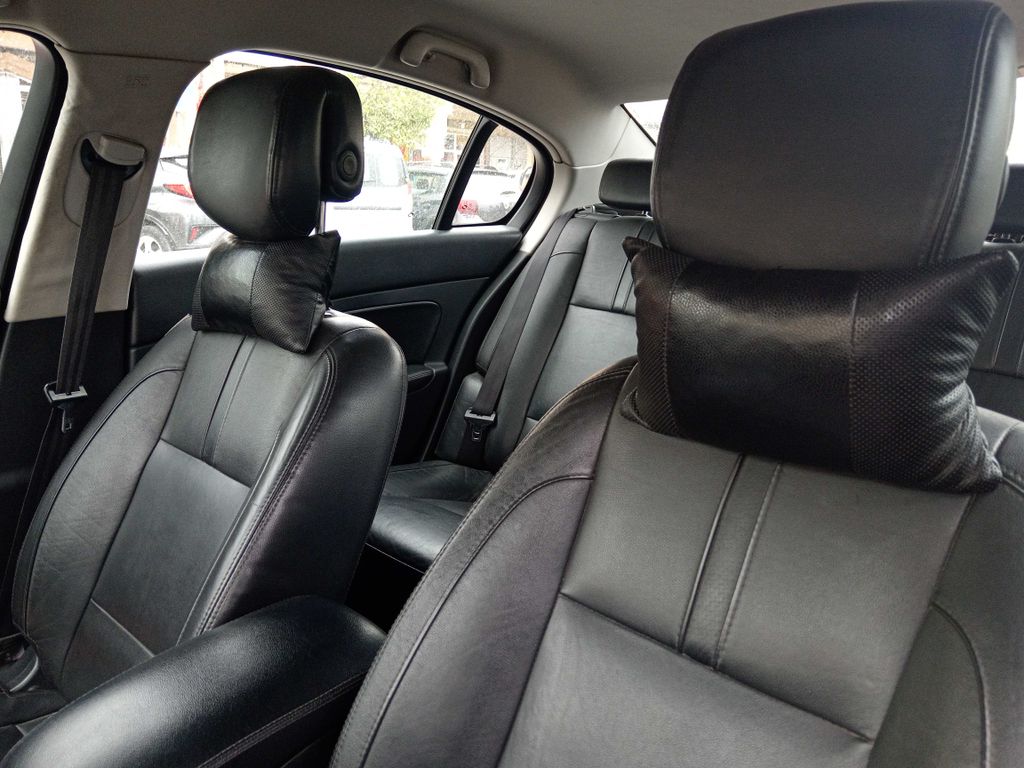 RENAULT Latitude 2013