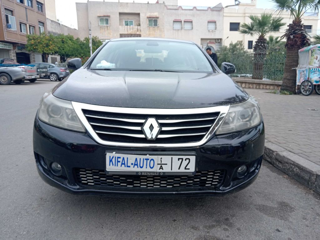 RENAULT Latitude 2013